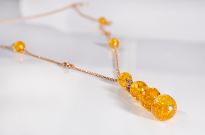 Колье из серебра (Ag 925) с янтарем 425022028ir код:000015896|Darvin